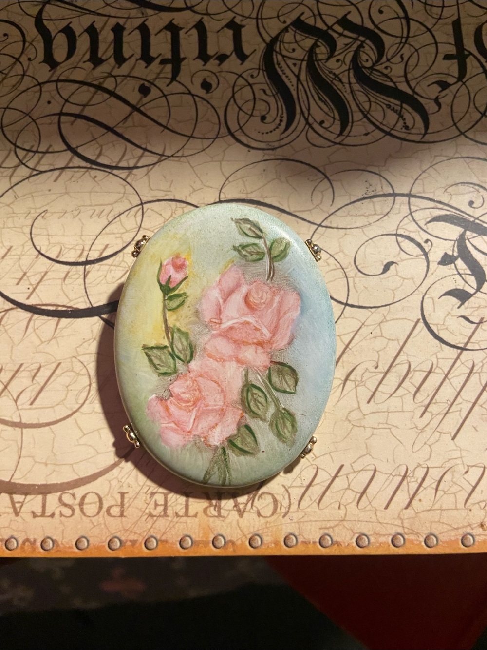 Gorgeous Victorian 2.5" x 2" Floral Porcelain Oval Brooch